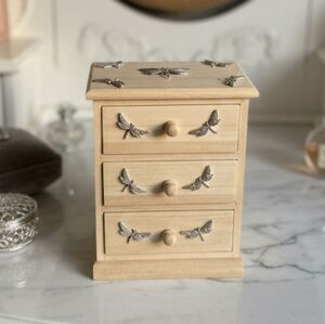 Vintage Natural Wooden Pine Mini Chest 3-Drawer Dragonfly Keepsake Box